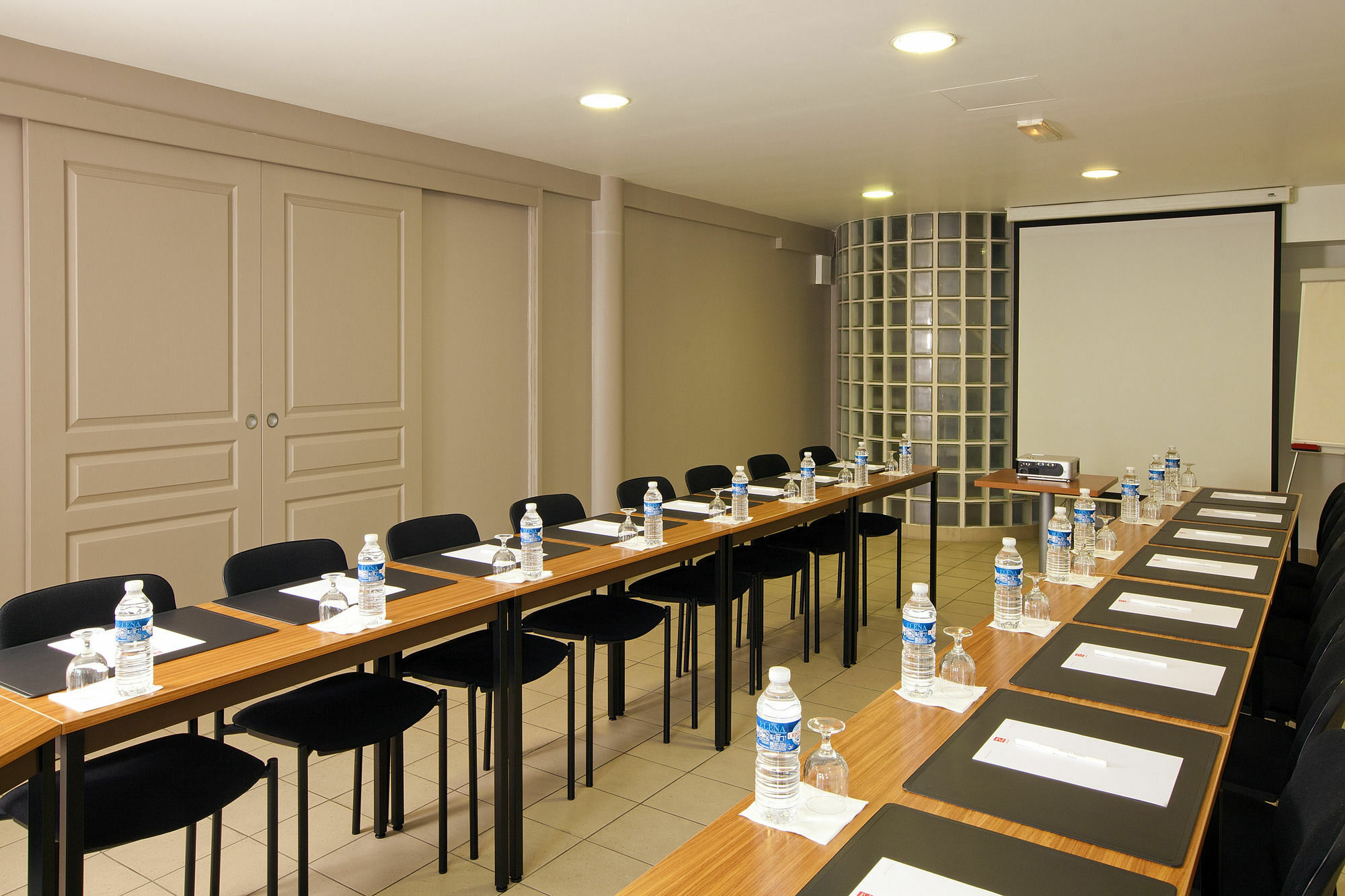 Séjours&Affaires Paris Ivry Esterno foto